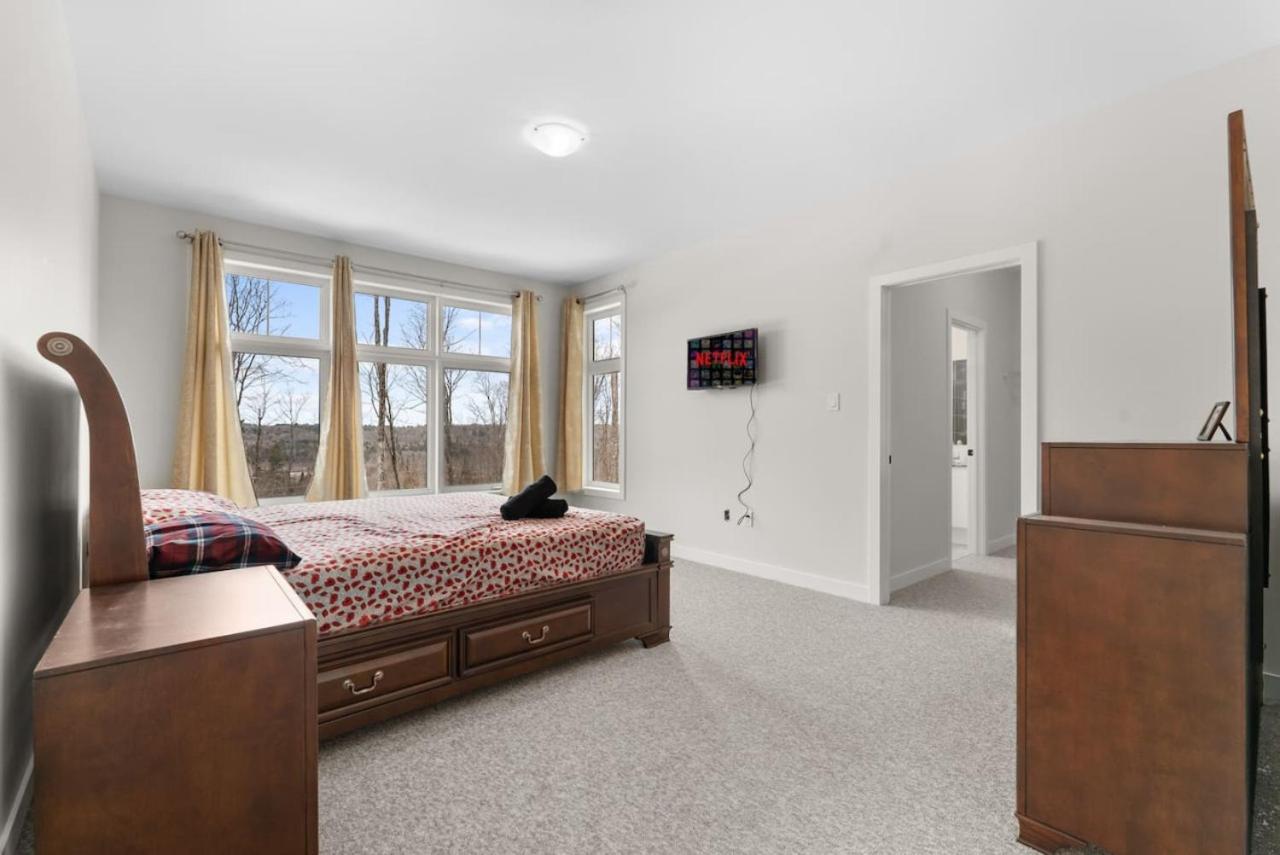 הנטסוויל Muskoka Retreat Stunning Hilltop Views מראה חיצוני תמונה
